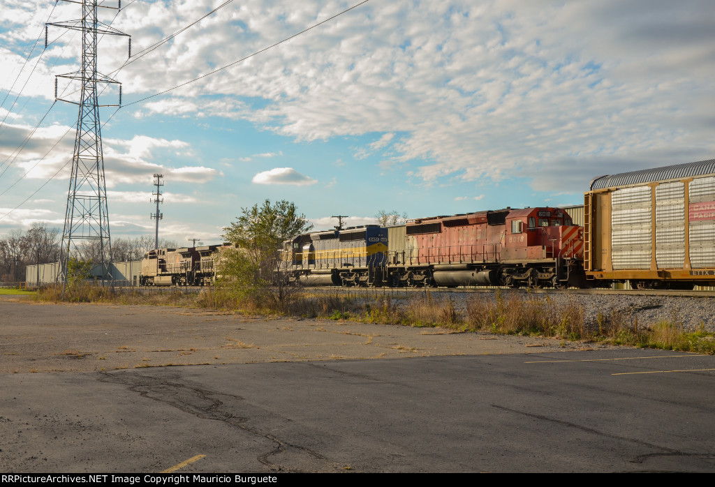 CP + ICE SD40-2 Locomotive